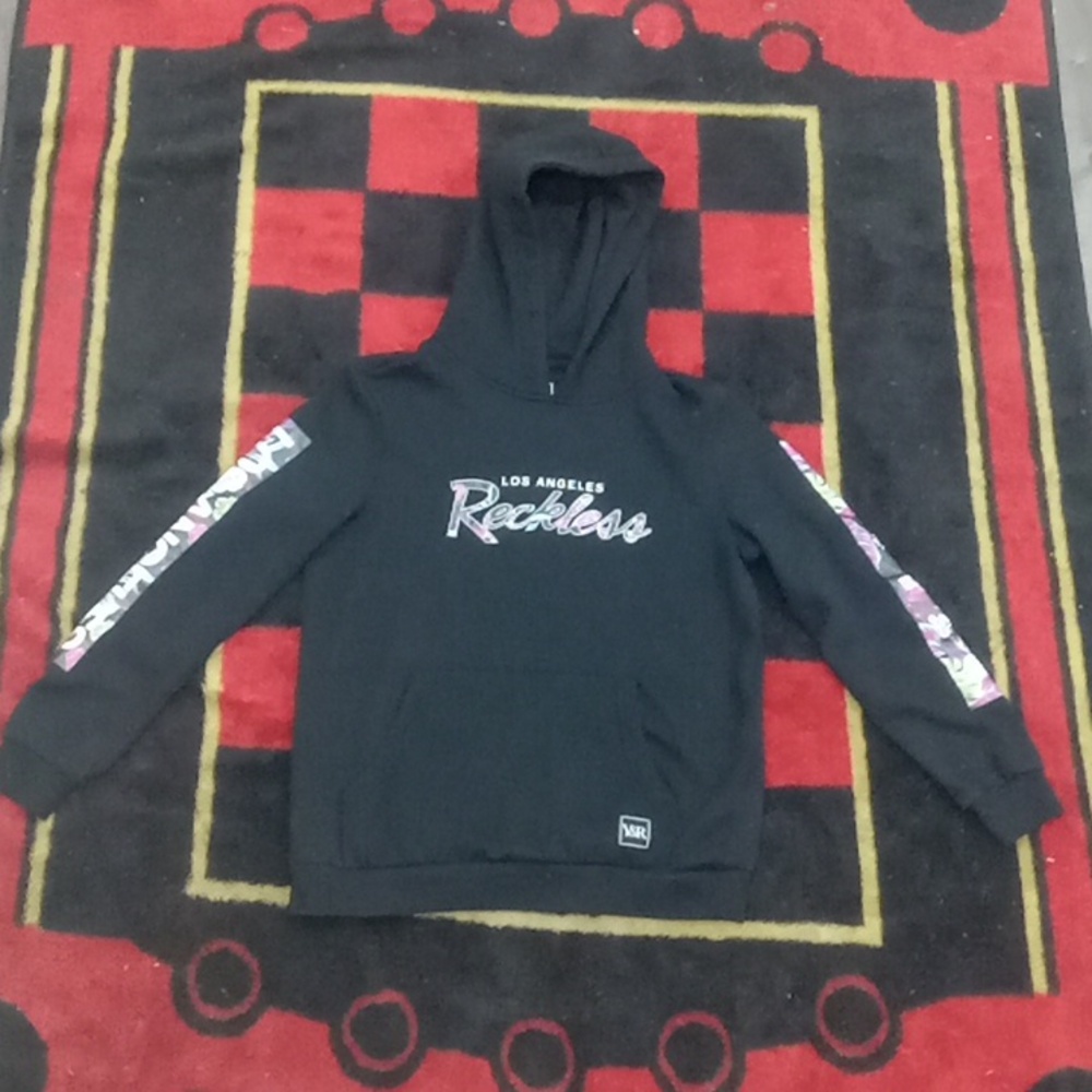 Young & Reckless (Boys Large)